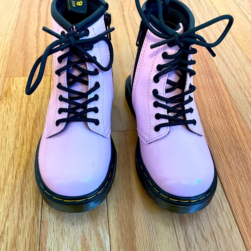 Adorable Dr. Martens 1460 Toddler Boots ⭐NEW IN BOX⭐ Patent Pink!